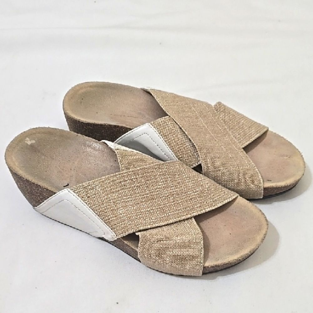 Abeo Women's Tan and White Wedge Sandals 8.5